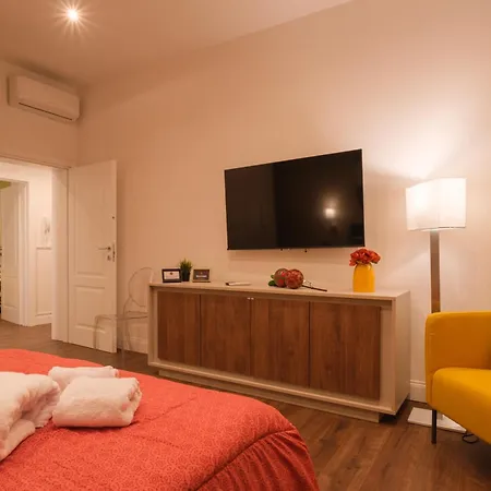 Апартаменты L&k Prestige House With Parking - Sant'orsola *