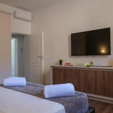 L&k Prestige House With Parking - Sant'orsola