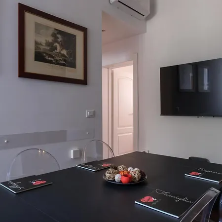 Daire L&k Prestige House With Parking - Sant'orsola *