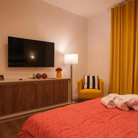 L&k Prestige House With Free Parking - Sant'orsola