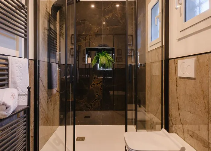 L&k Prestige House With Parking - Sant'orsola 아파트