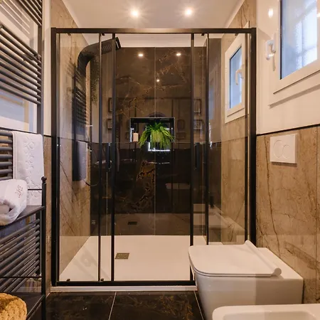 L&k Prestige House With Parking - Sant'orsola 아파트